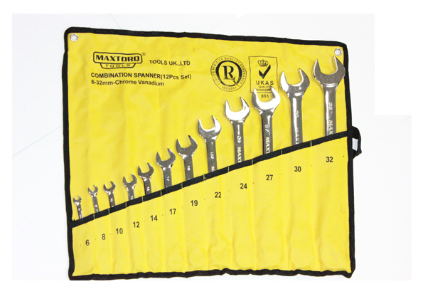 Combination Spanner Sets- Metric